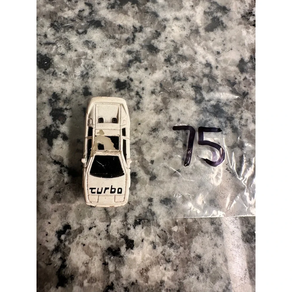 White‎ Turbo Toy Car Diecast Collectible Speed Racer Kids Play Toy magnet